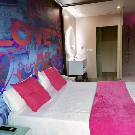 Motel Trebol Tui Zewnętrze zdjęcie