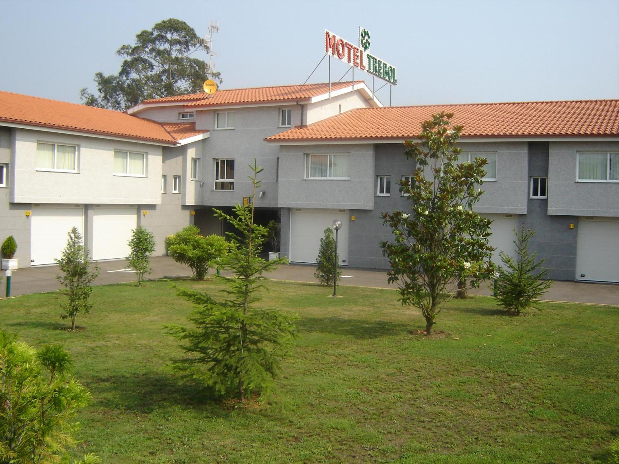Motel Trebol Tui Zewnętrze zdjęcie