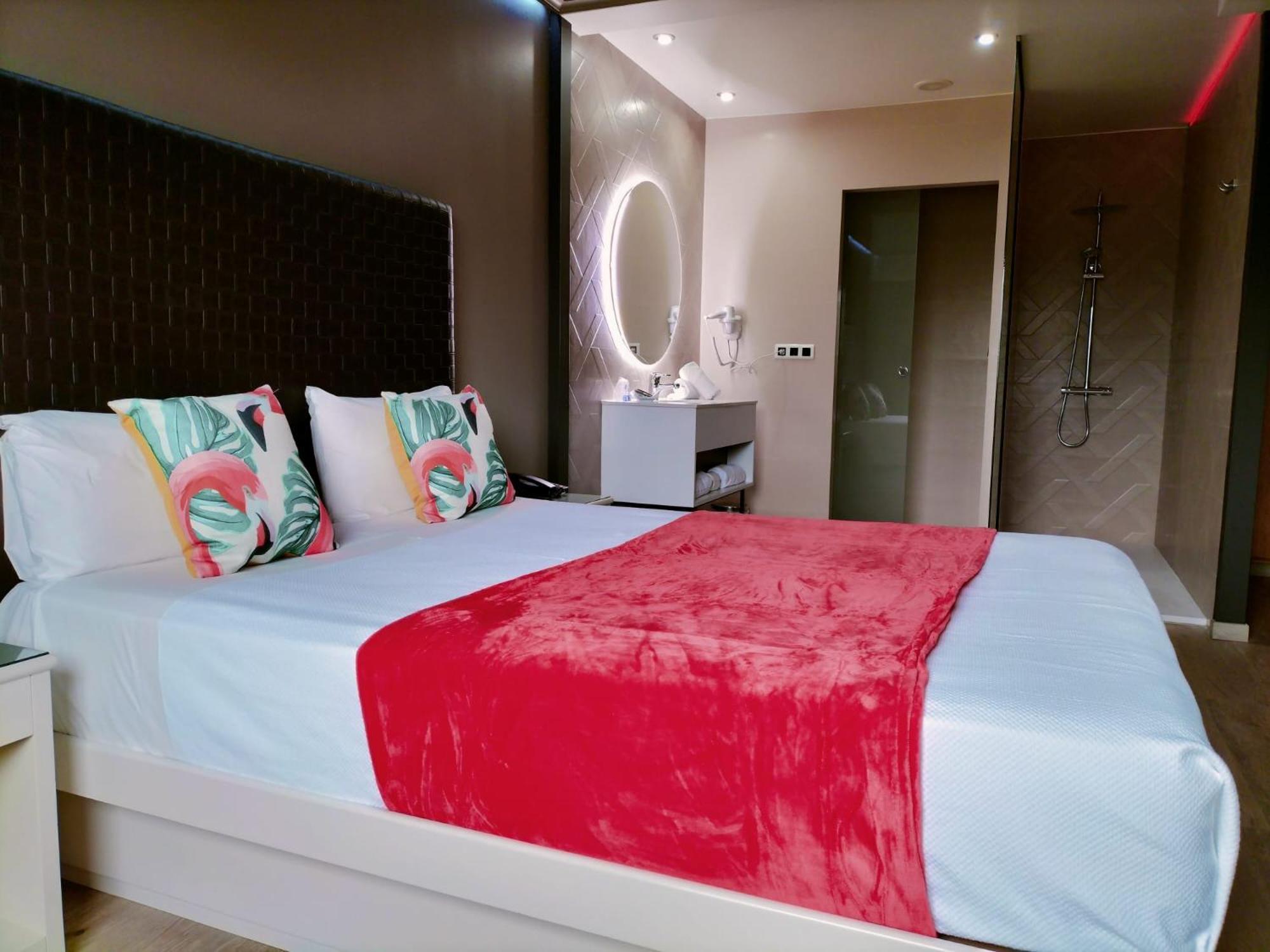 Motel Trebol Tui Zewnętrze zdjęcie